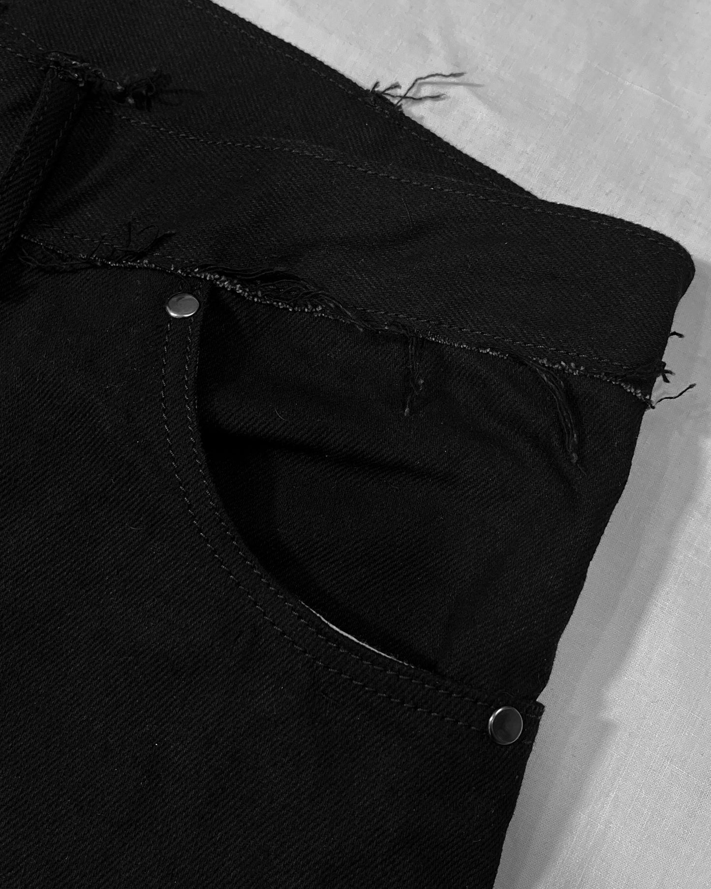 "Embryos" pants