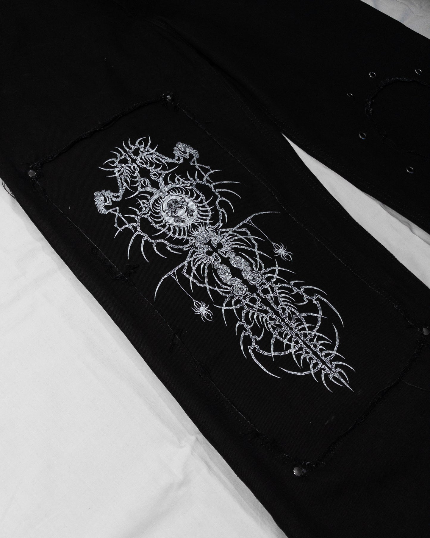 "Embryos" pants