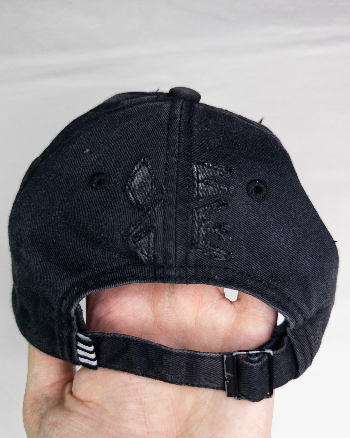 "ritual" cap
