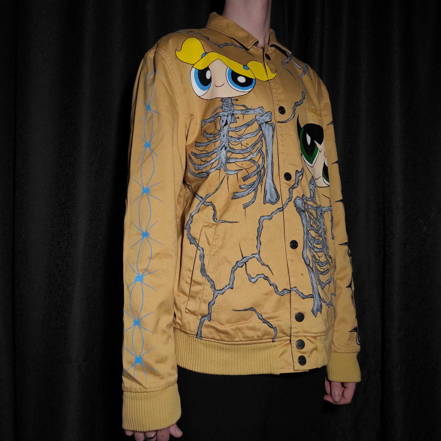 Jacke „gruselige Kindheit“