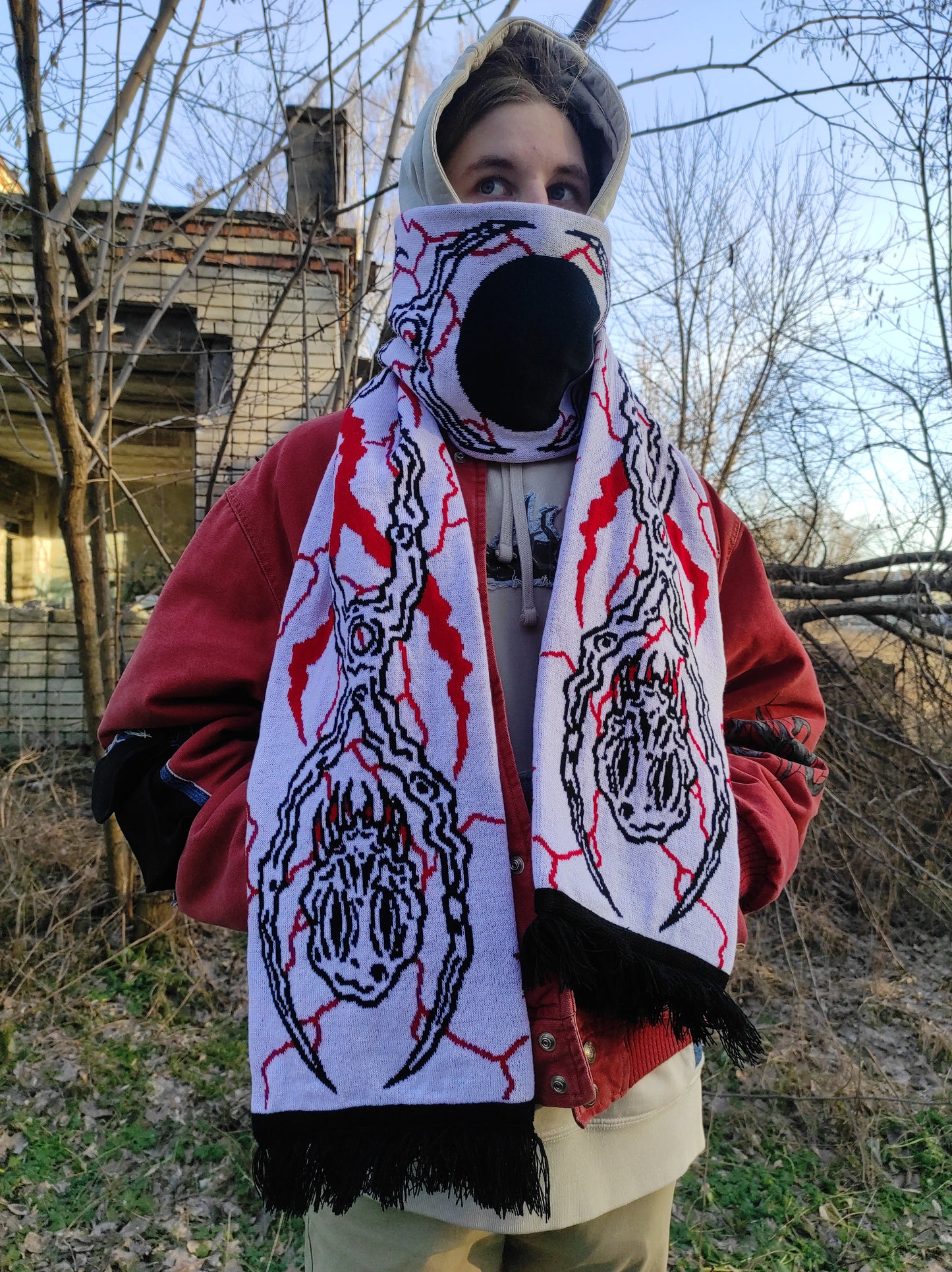 "rotten stalactites" scarf