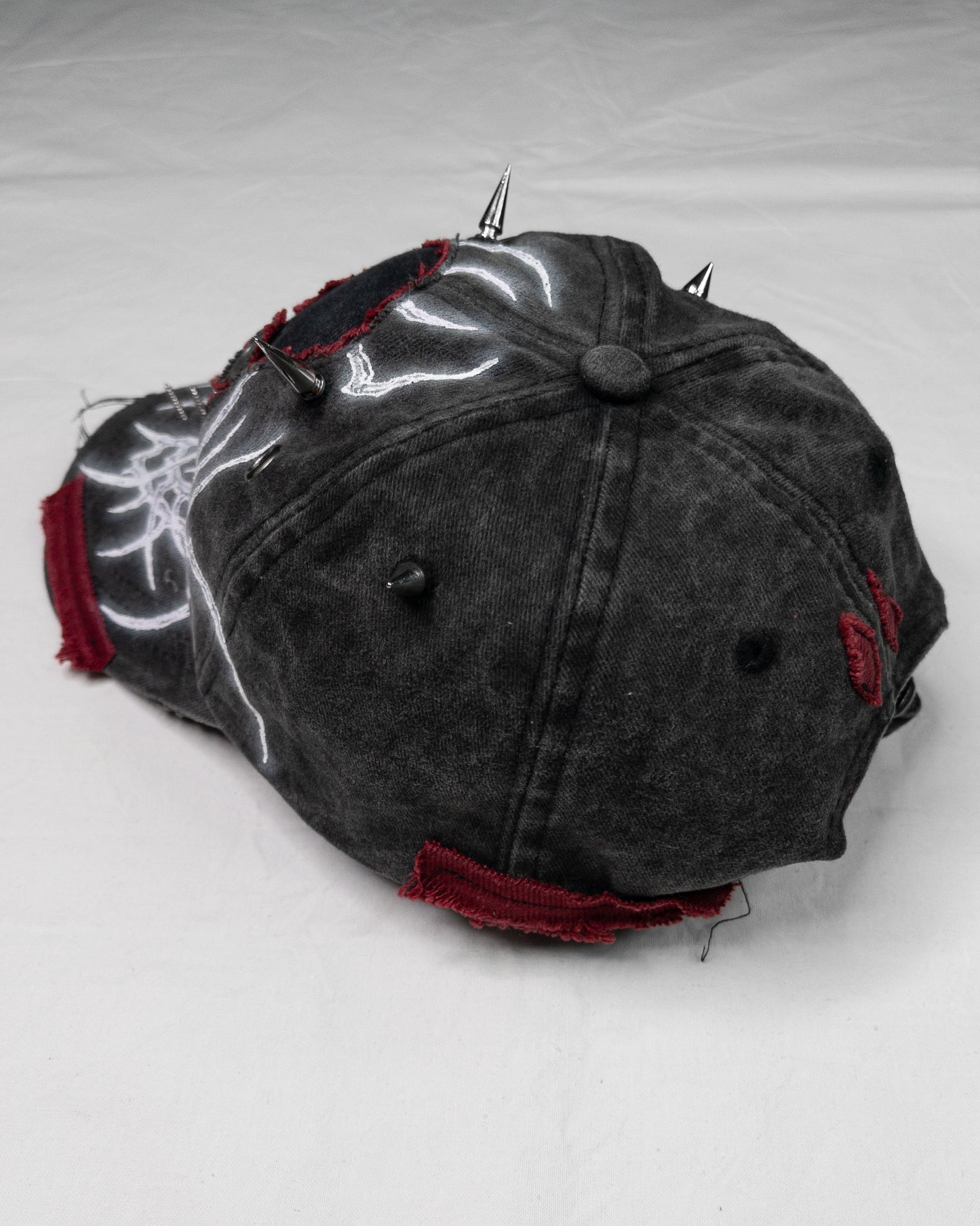 "scare" cap