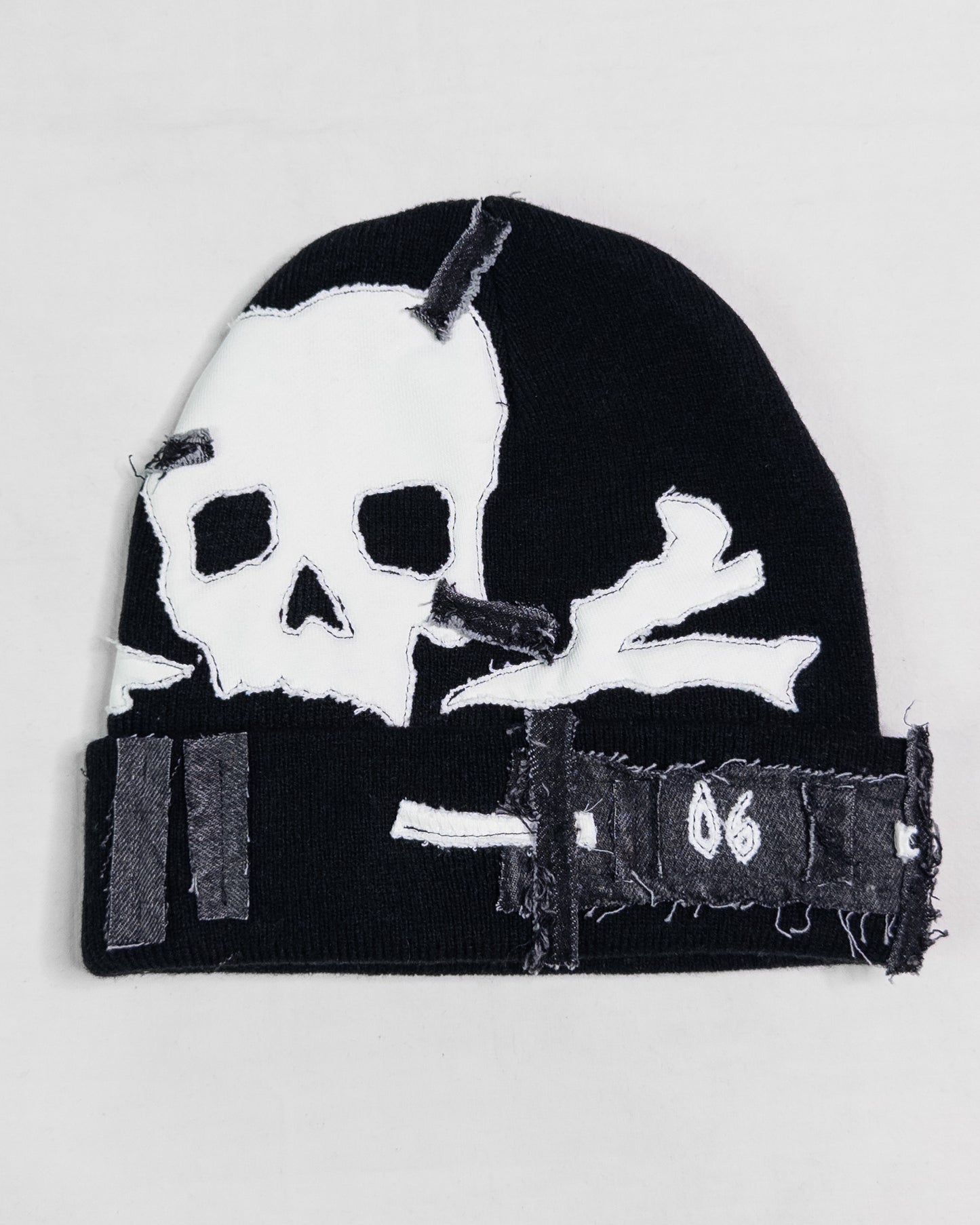 "grave" beanie 1