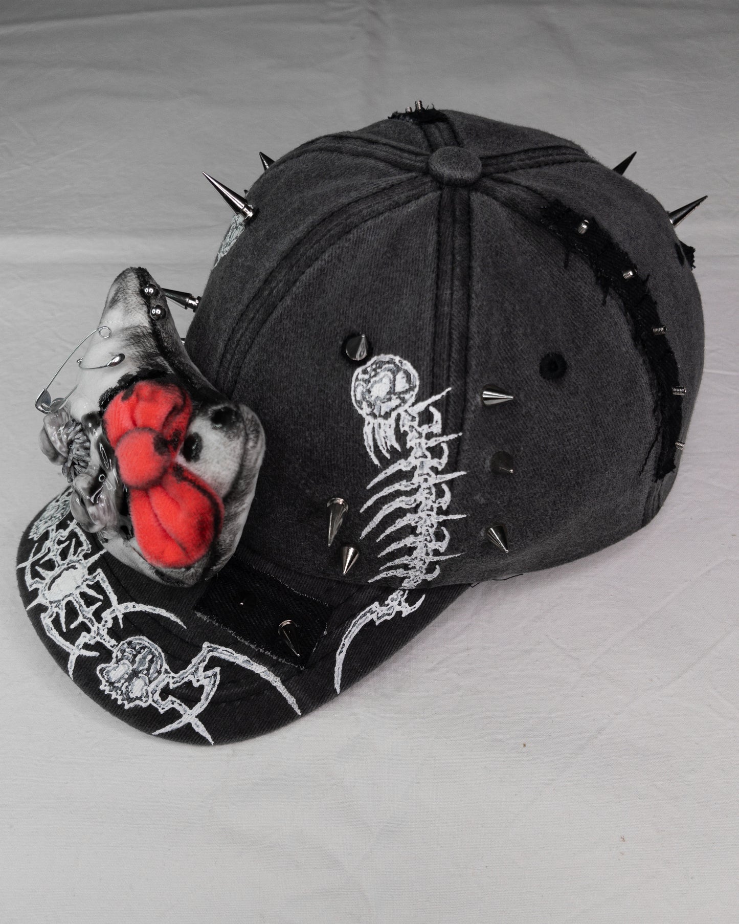 "kitty splash" cap