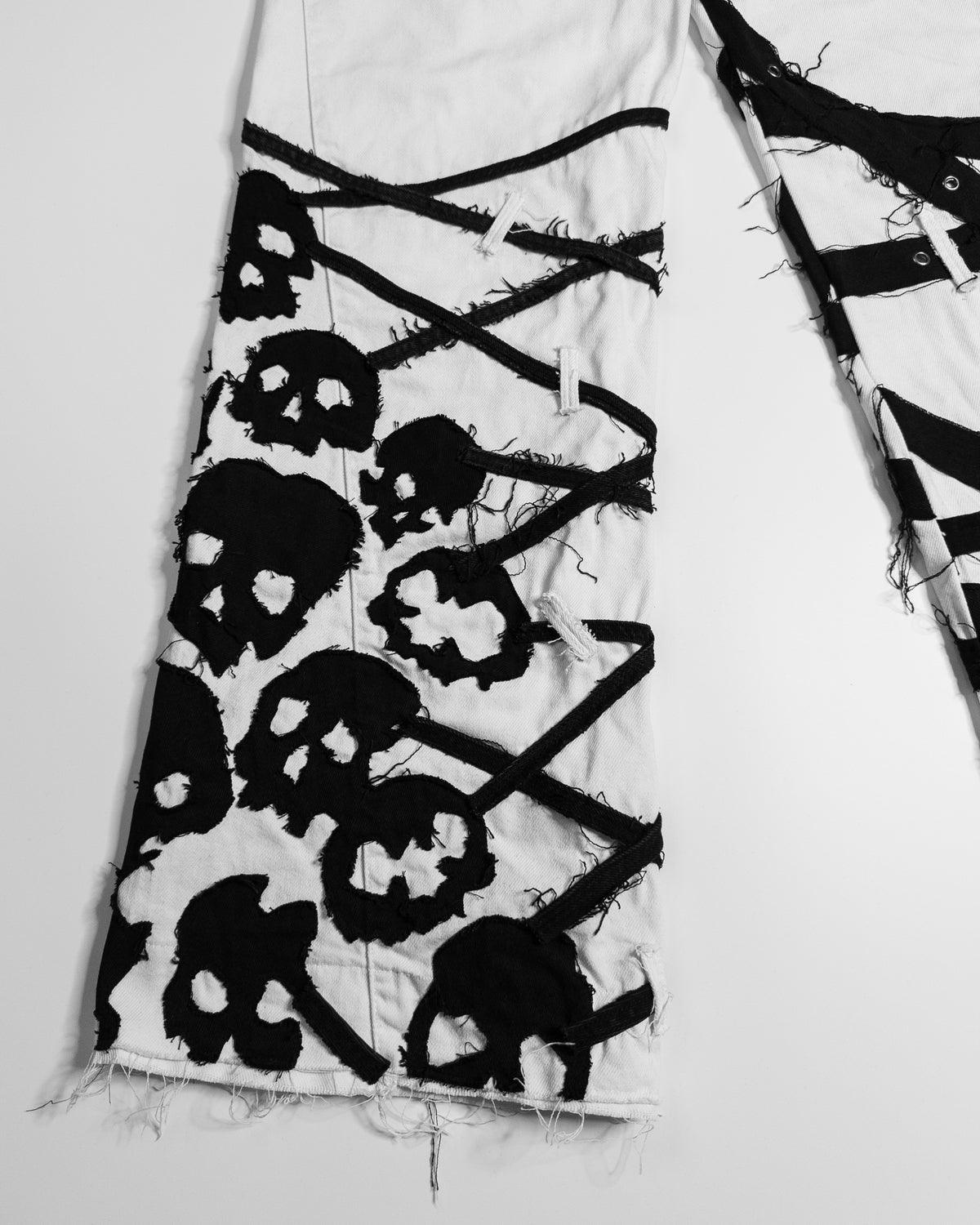 "graves" pants