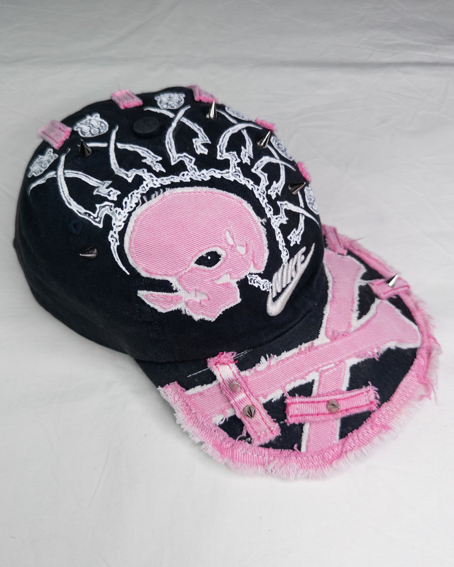 "hex" cap