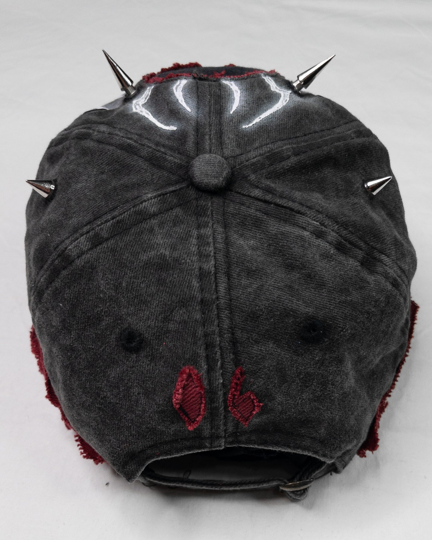 "scare" cap