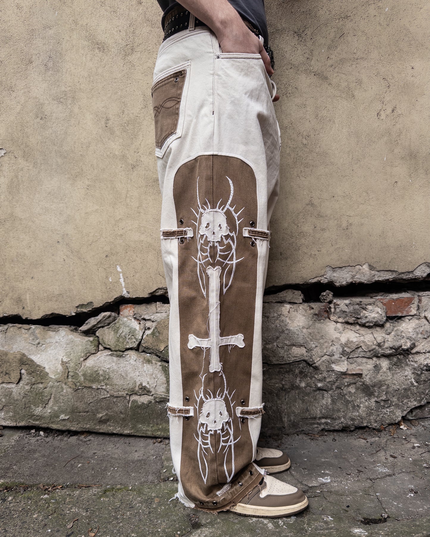 "fainted" pants