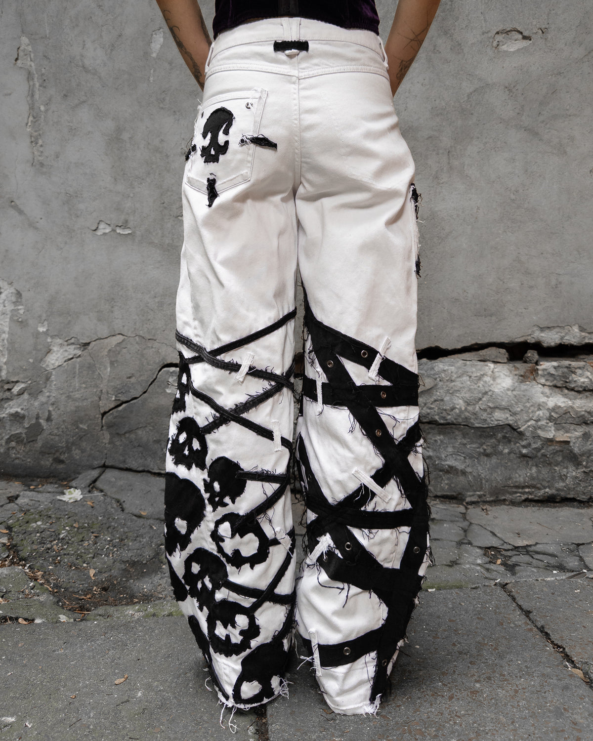 "graves" pants