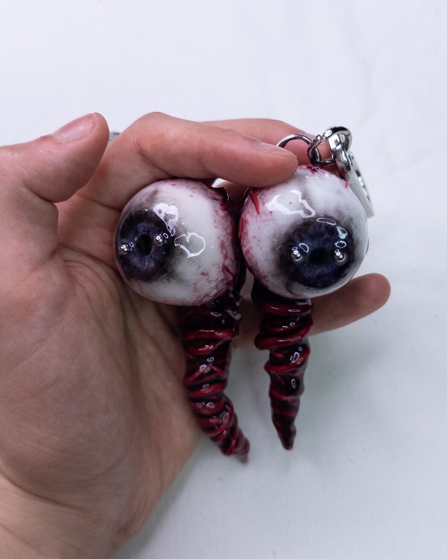 "the eyeball" keychain