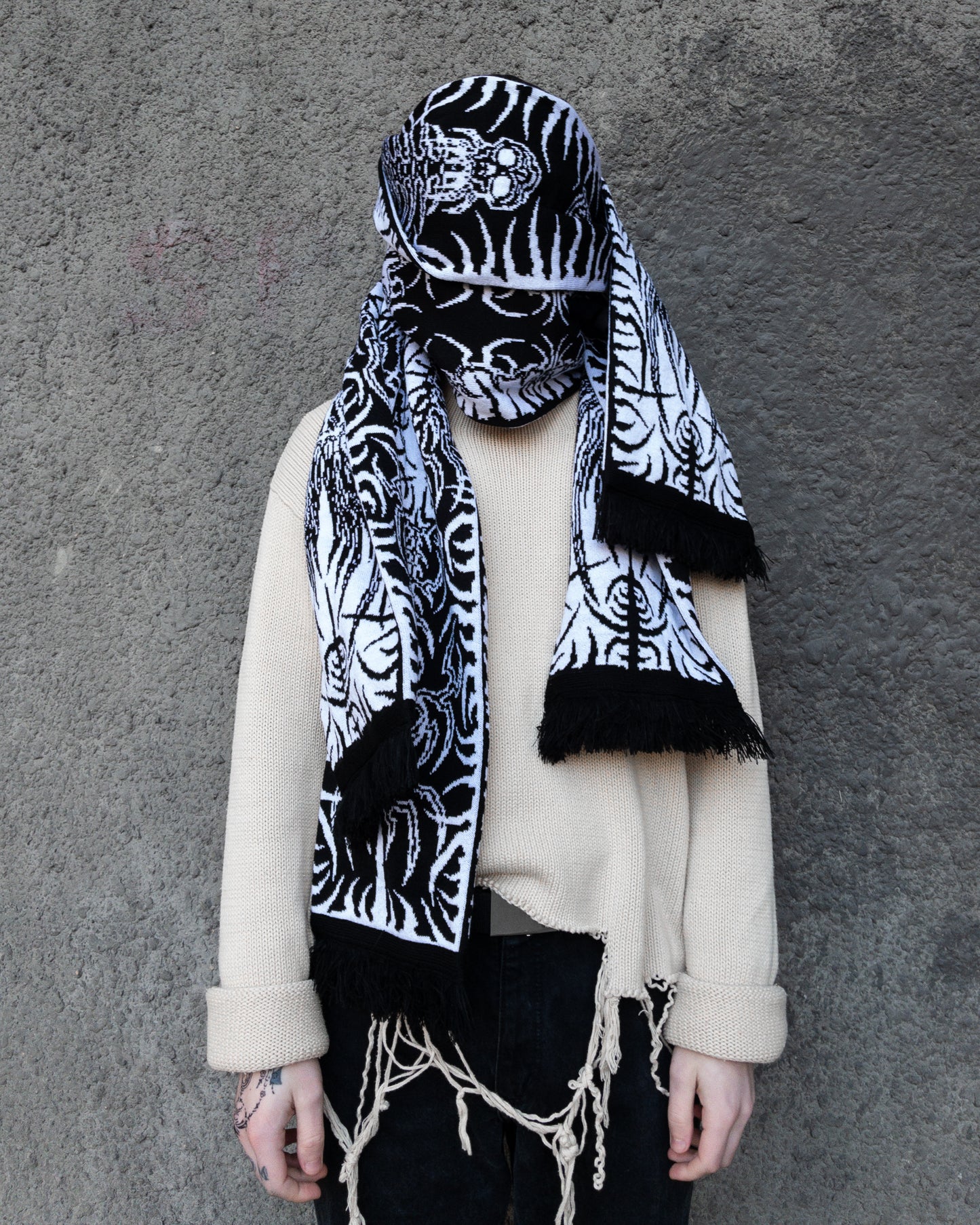 "arachnid bones" scarf