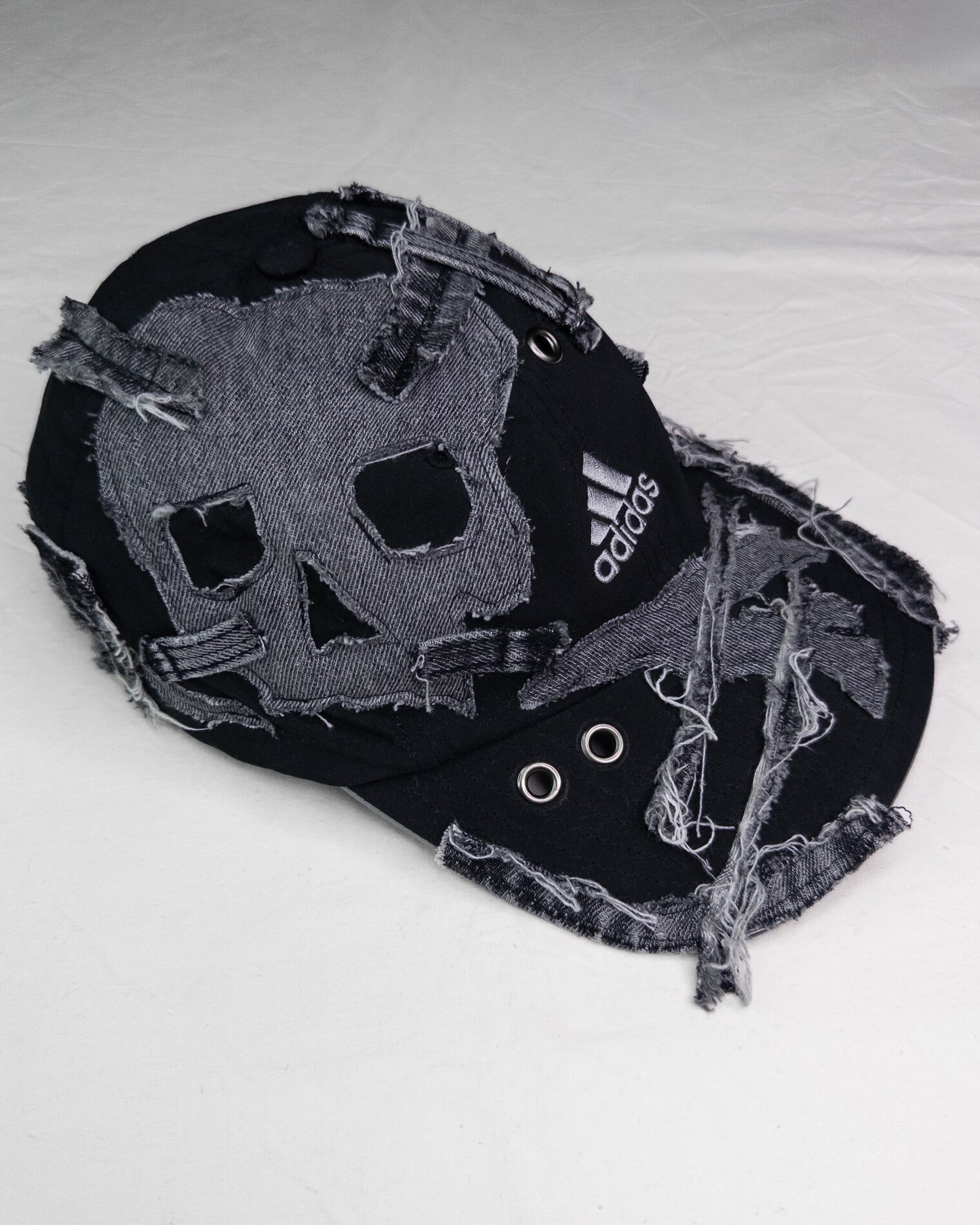 "noisy" cap