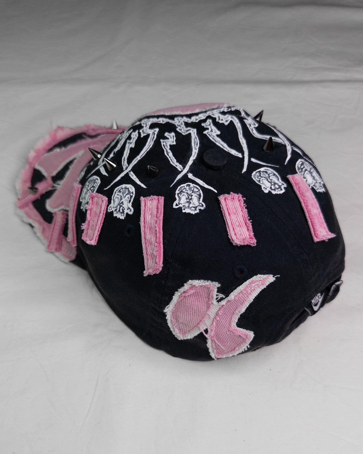 "hex" cap