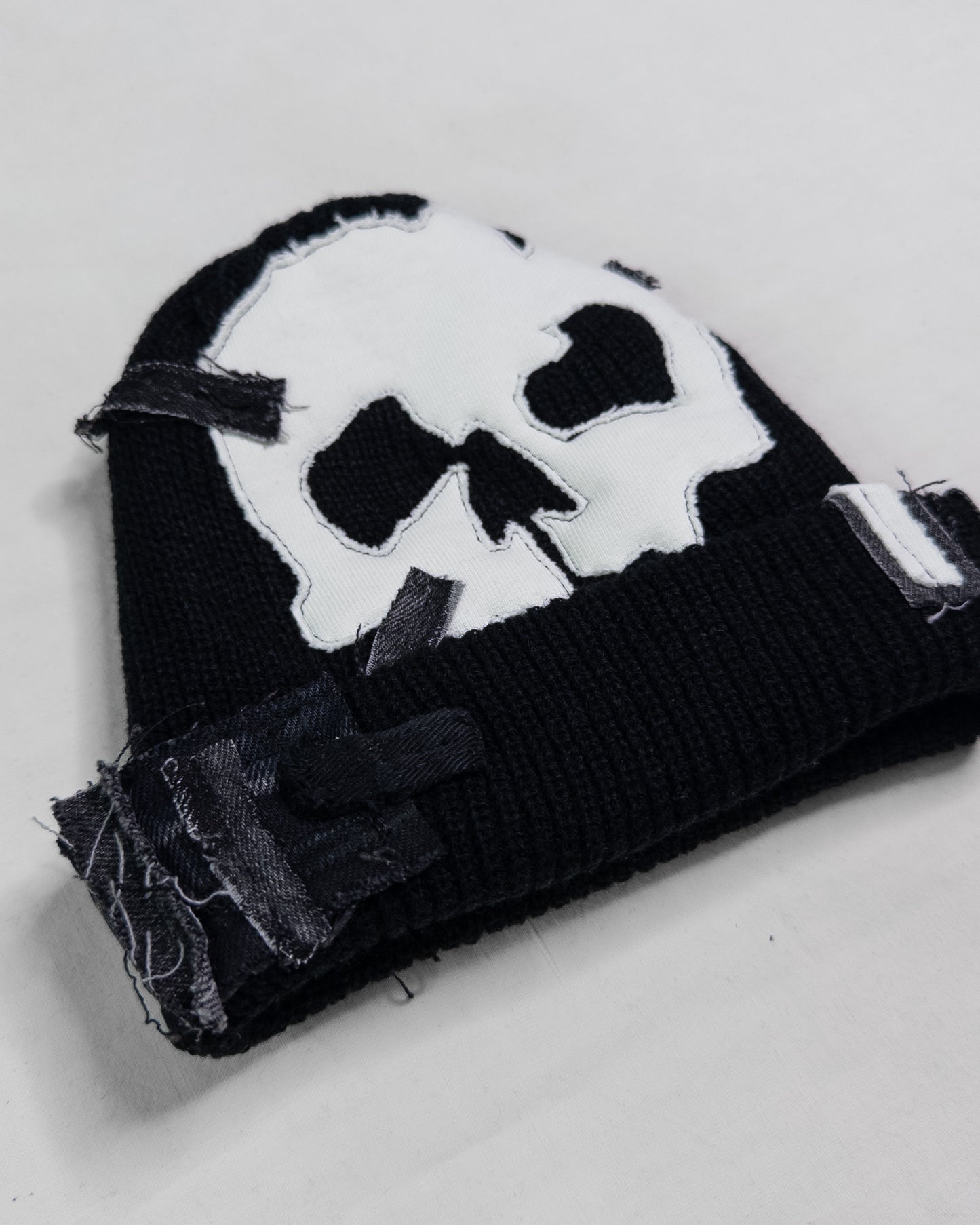 "grave" beanie 2
