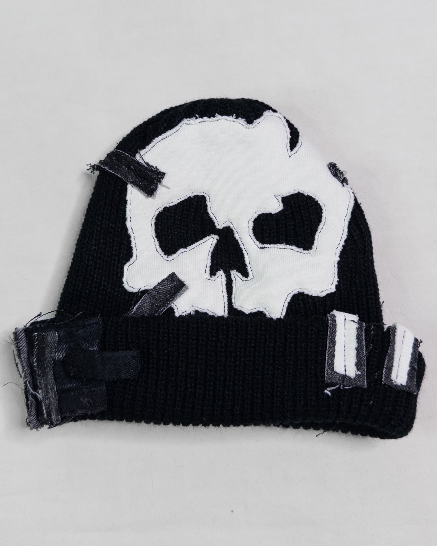 "grave" beanie 2