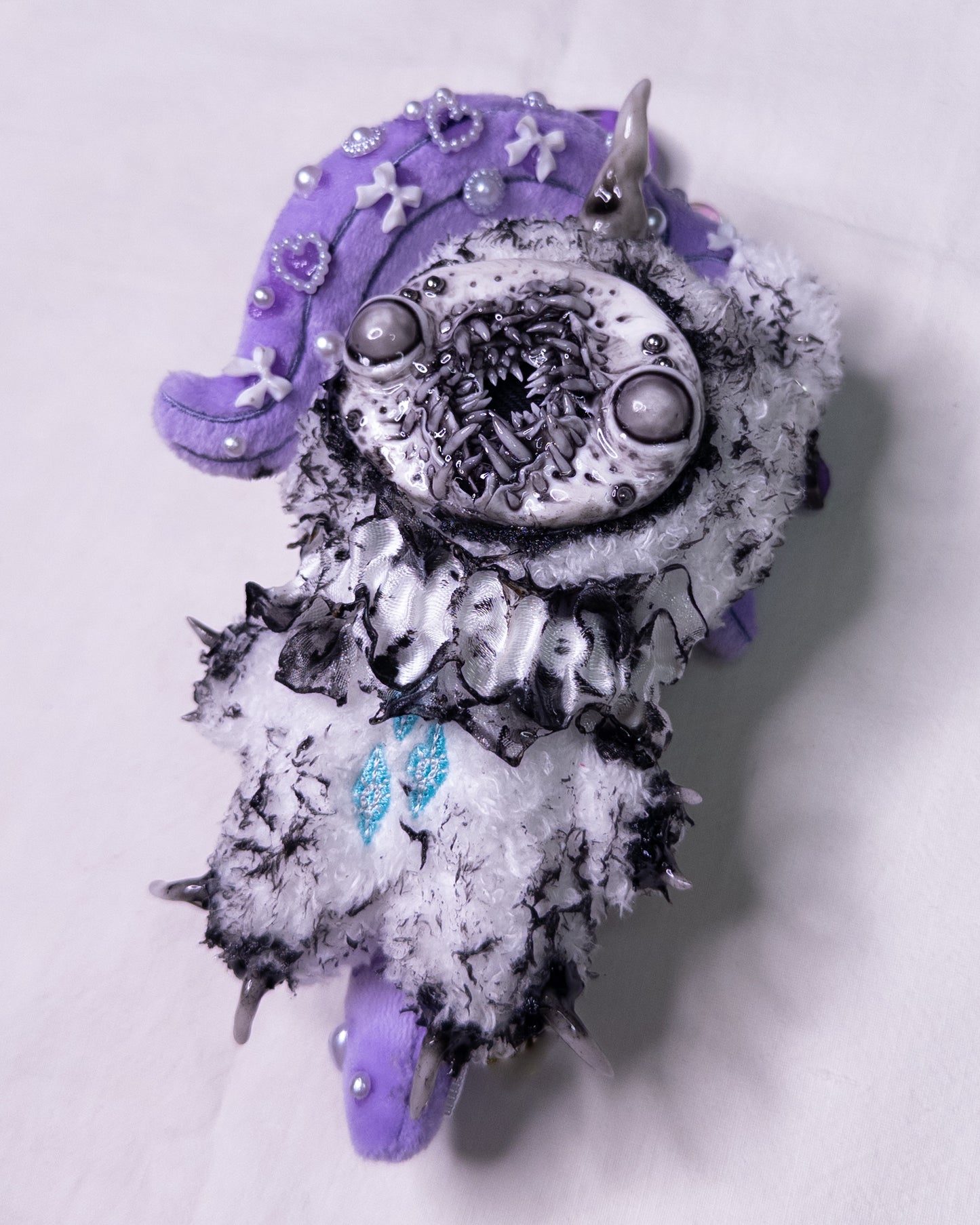 "Pure diamond" keychain