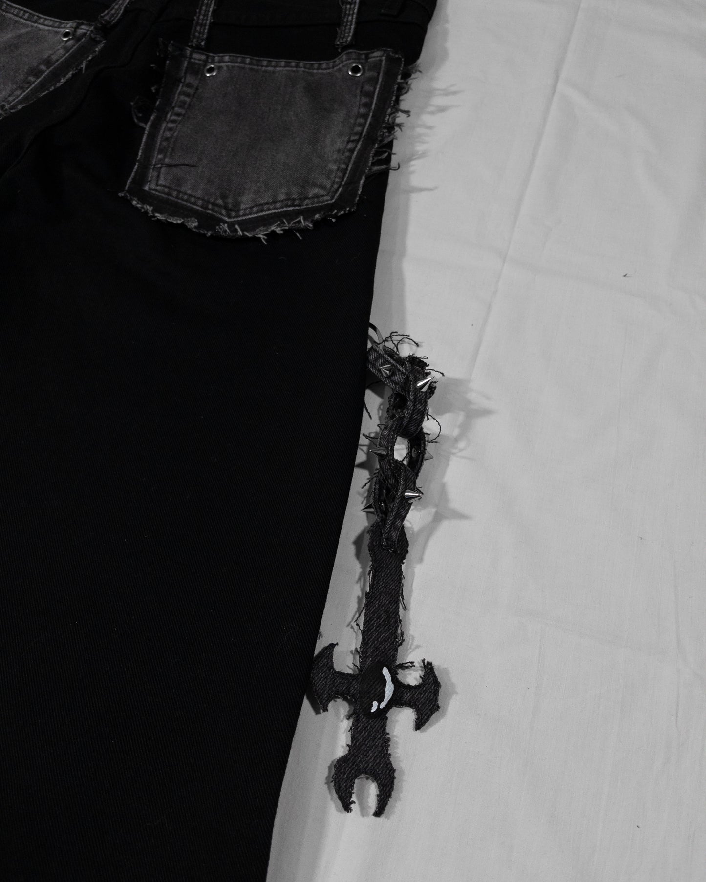 "hellweld" pants