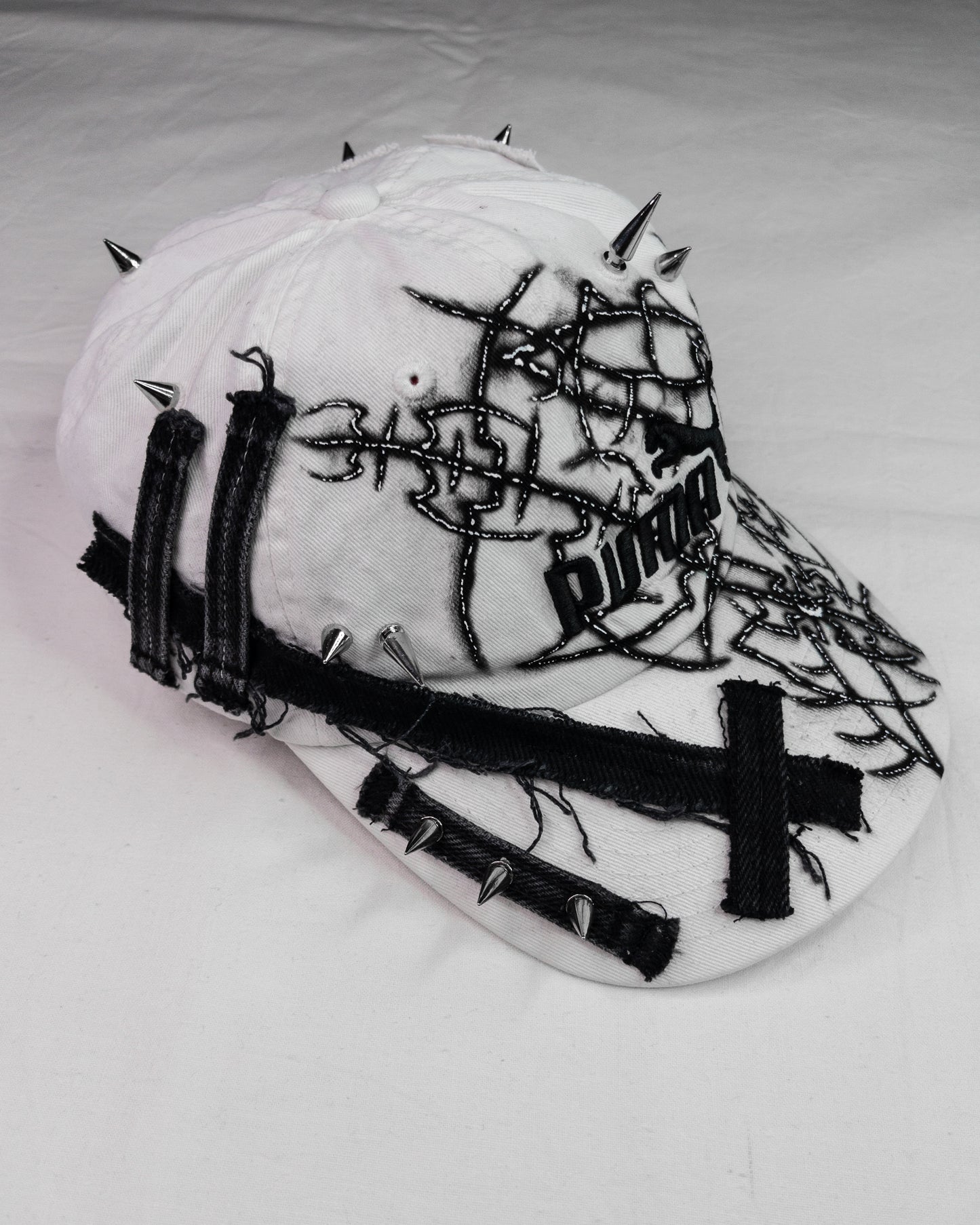 "phantom" cap