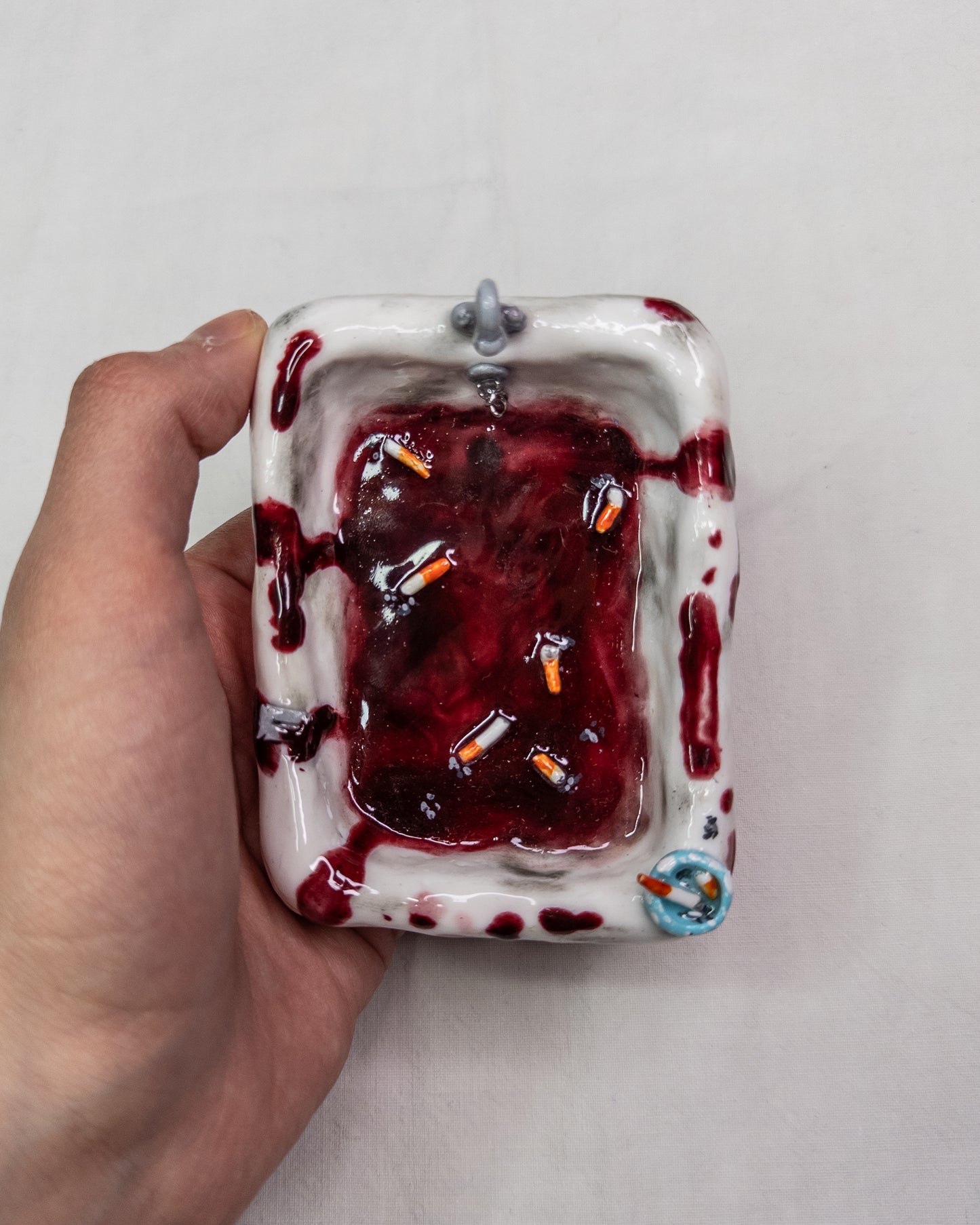 "let me bleed" ashtray/jewellery dish