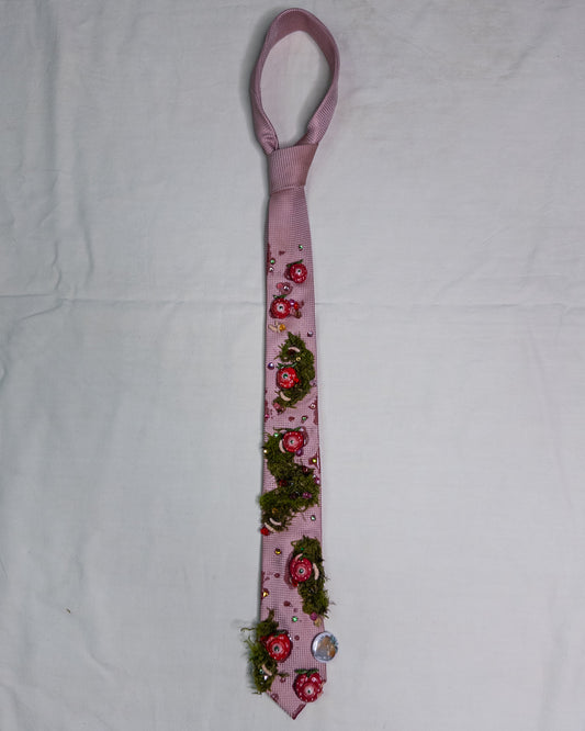 "strawberry cake" tie