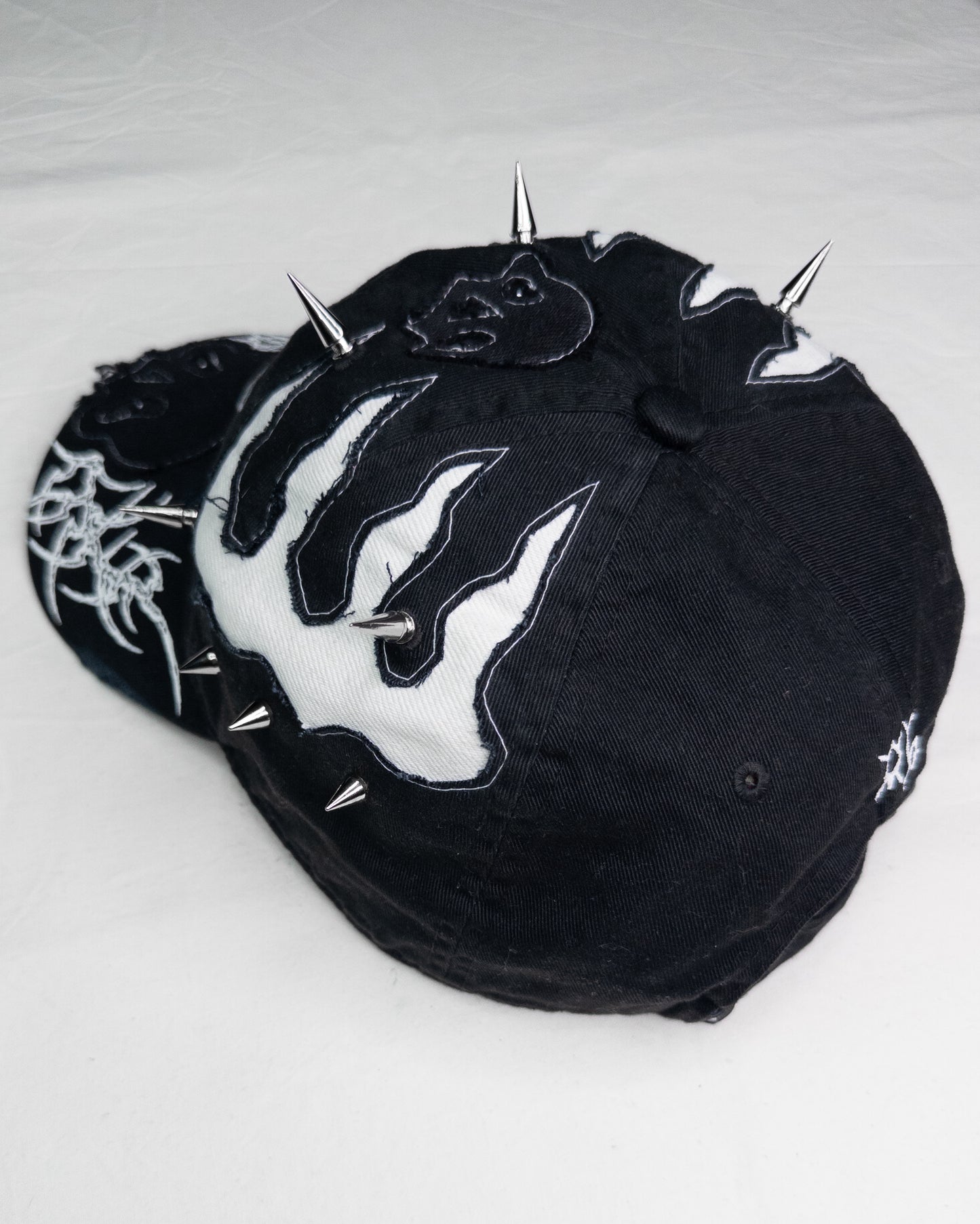 "hardware" cap