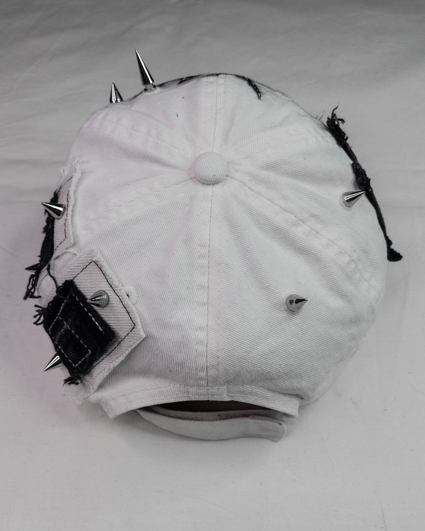 "phantom" cap